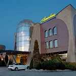 Amadeus 호텔 4*