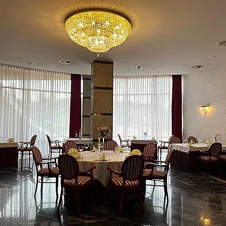 Amadeus Szálloda 4*