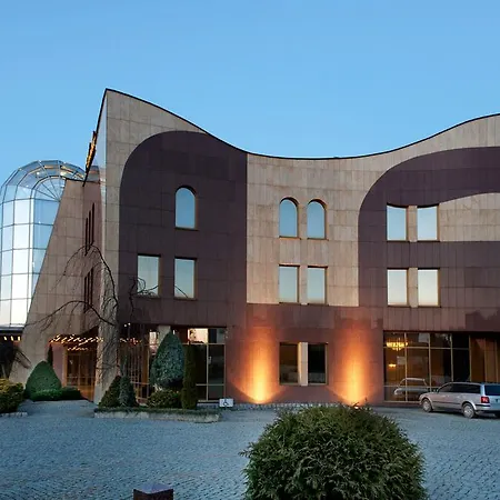 Amadeus Hotel