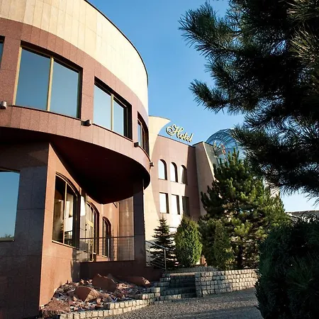 Amadeus Hotel